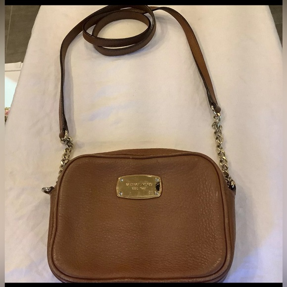 Michael kors crossbody bag - Picture 1 of 4